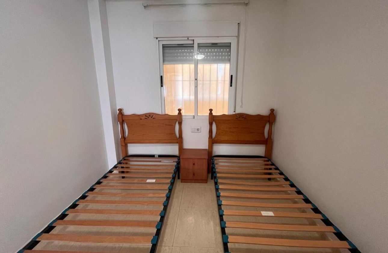 Reventa - Apartamento / piso - Algorfa