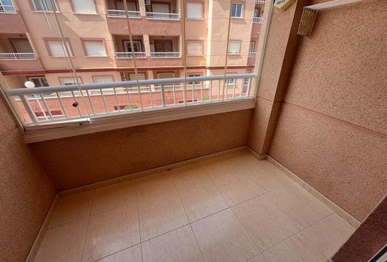 Reventa - Apartamento / piso - Algorfa