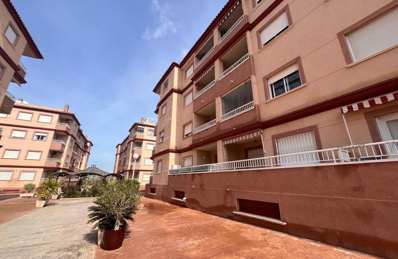 Reventa - Apartamento / piso - Algorfa