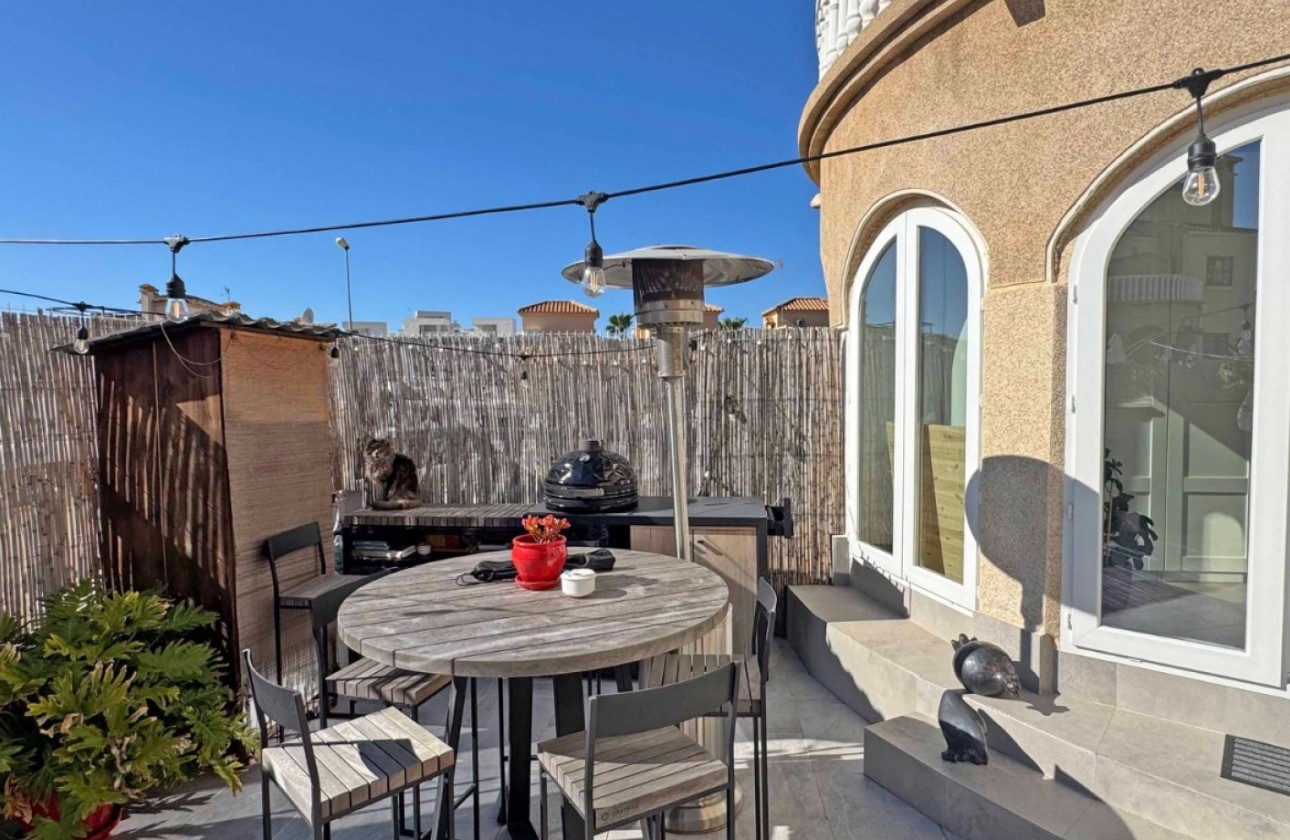 Revente - Villa - Orihuela Costa - Villamartín