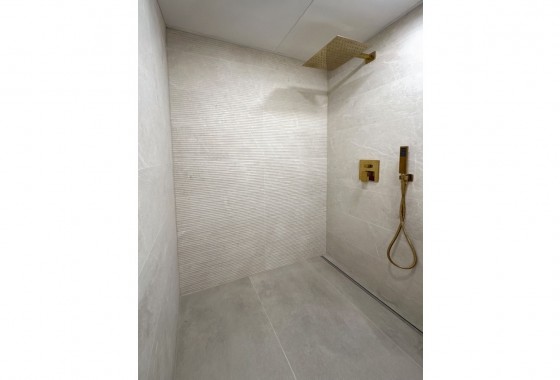 Reventa - Apartamento / piso - Torrevieja