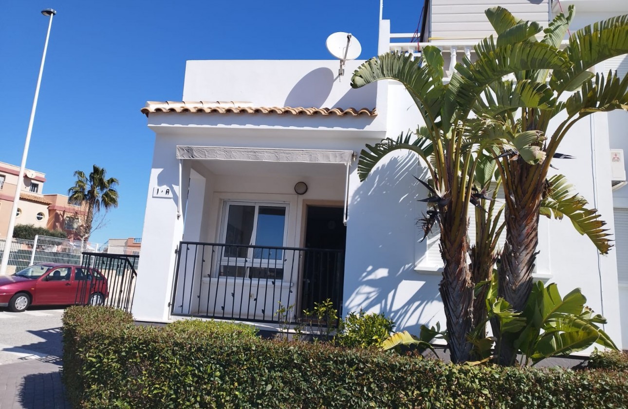 Revente - Bungalow - Torrevieja - Aguas Nuevas