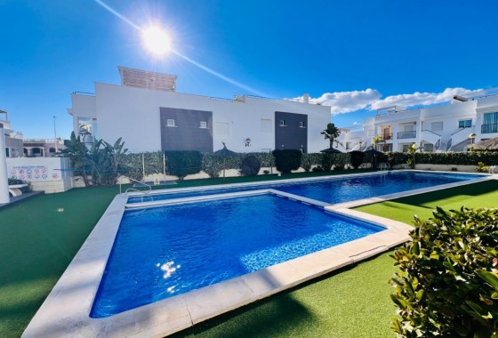 Revente - Bungalow - Torrevieja - Aguas Nuevas