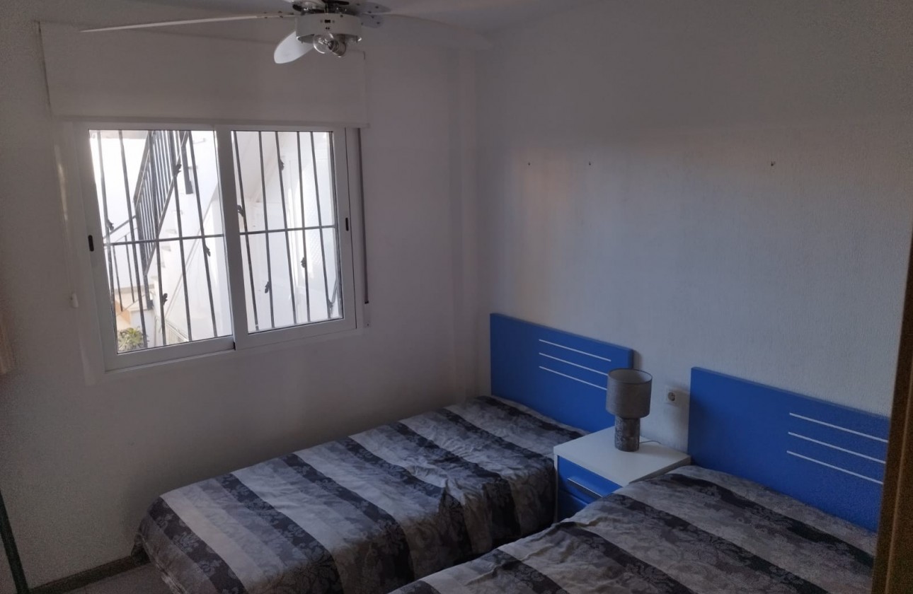 Revente - Bungalow - Torrevieja - Aguas Nuevas