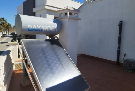 Revente - Bungalow - Torrevieja - Aguas Nuevas