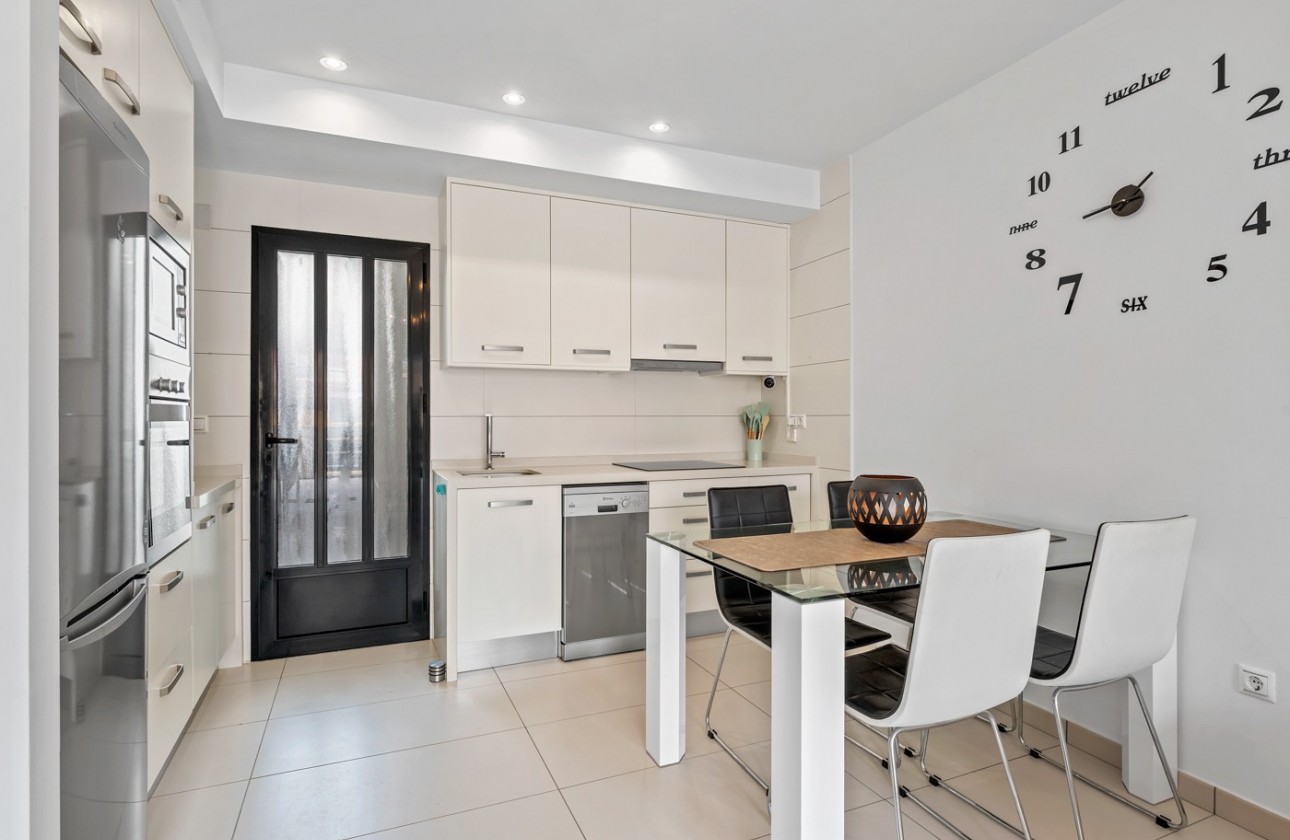 Resale - Apartment / flat - Orihuela Costa - Las Filipinas