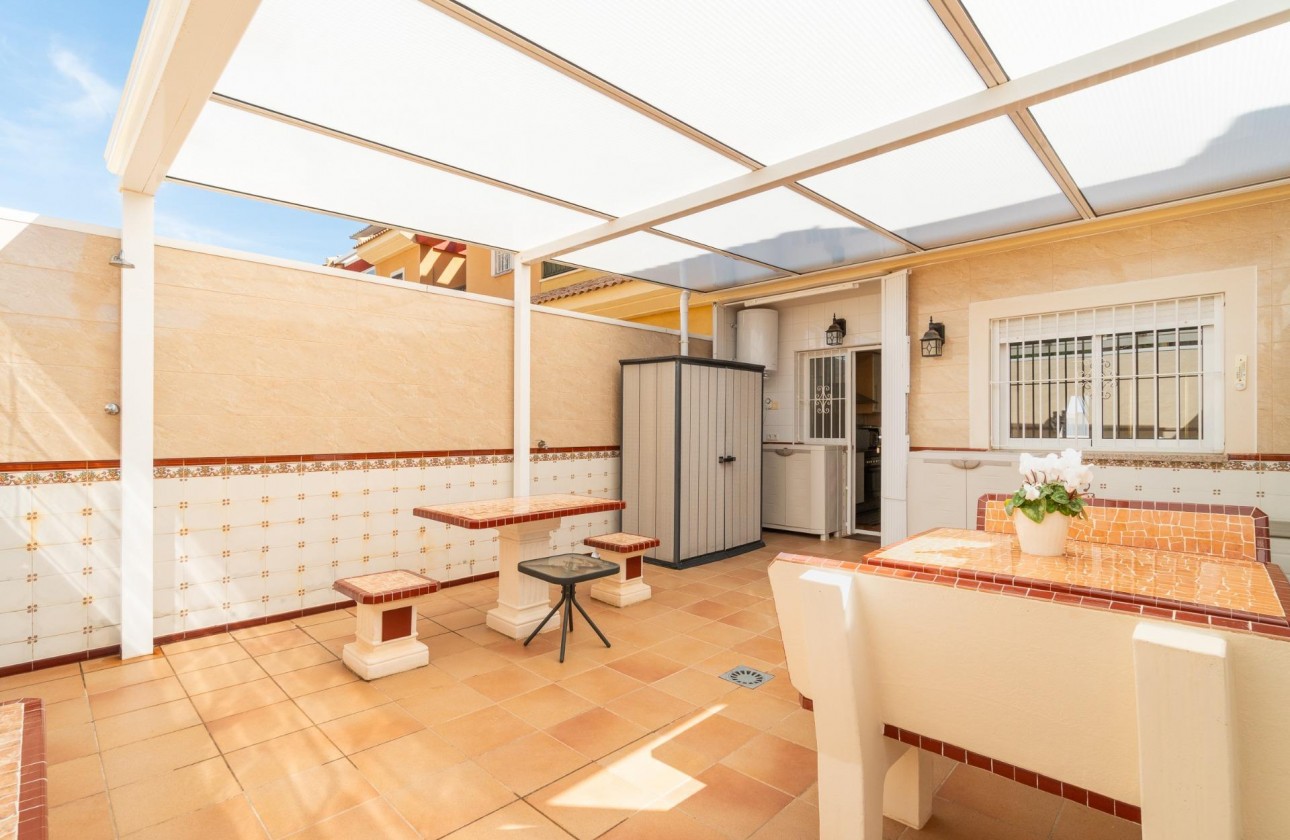 Revente - Villa - Orihuela Costa - Villamartin