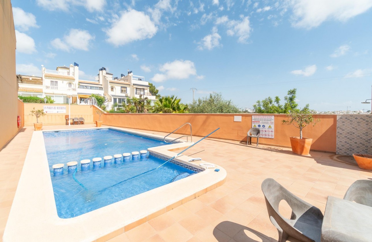 Revente - Villa - Orihuela Costa - Villamartin