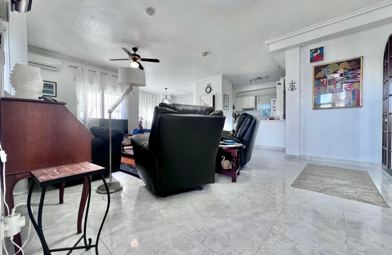 Revente - Villa - Orihuela Costa - La Zenia