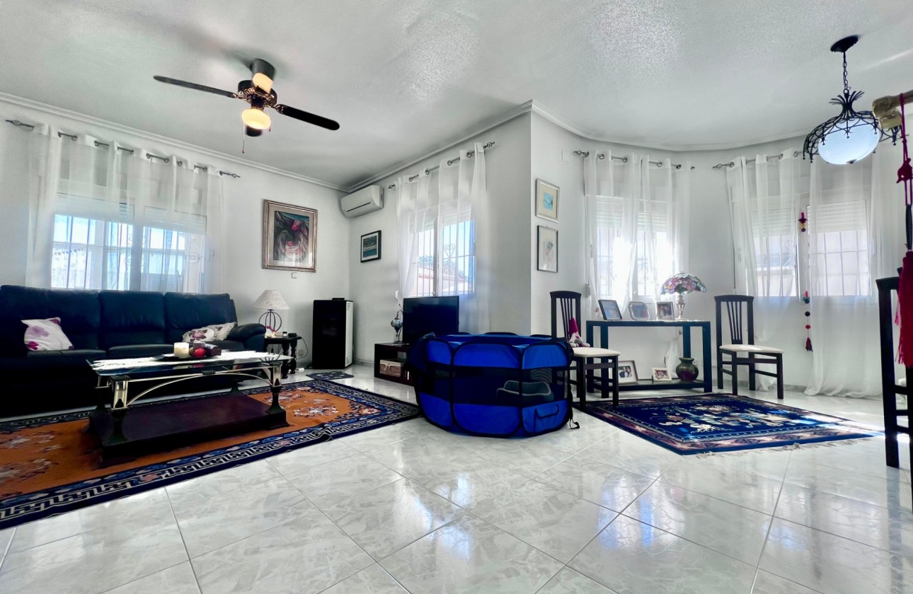 Revente - Villa - Orihuela Costa - La Zenia