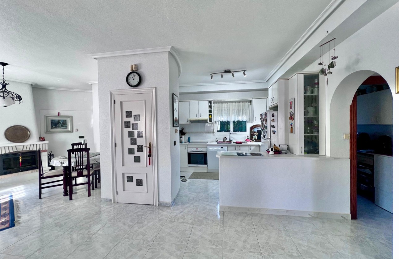 Revente - Villa - Orihuela Costa - La Zenia