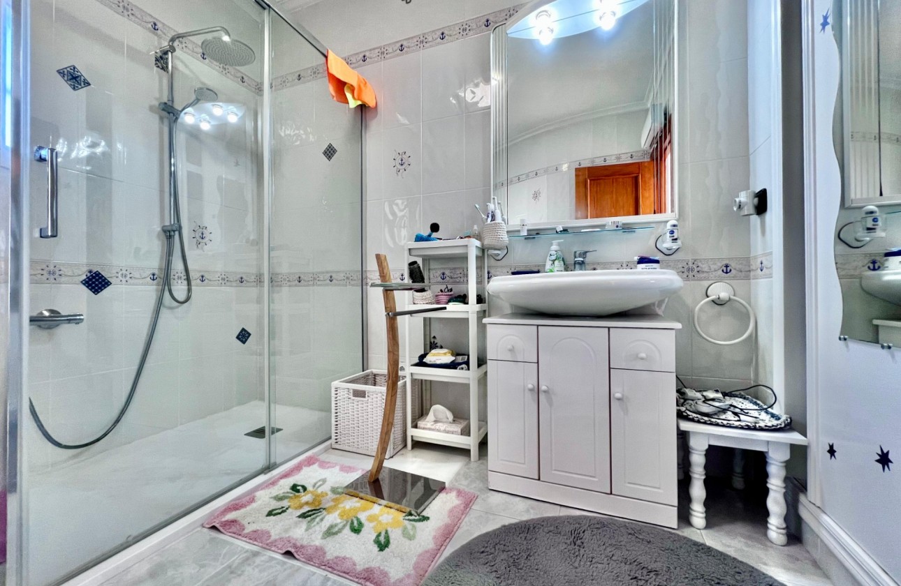 Revente - Villa - Orihuela Costa - La Zenia