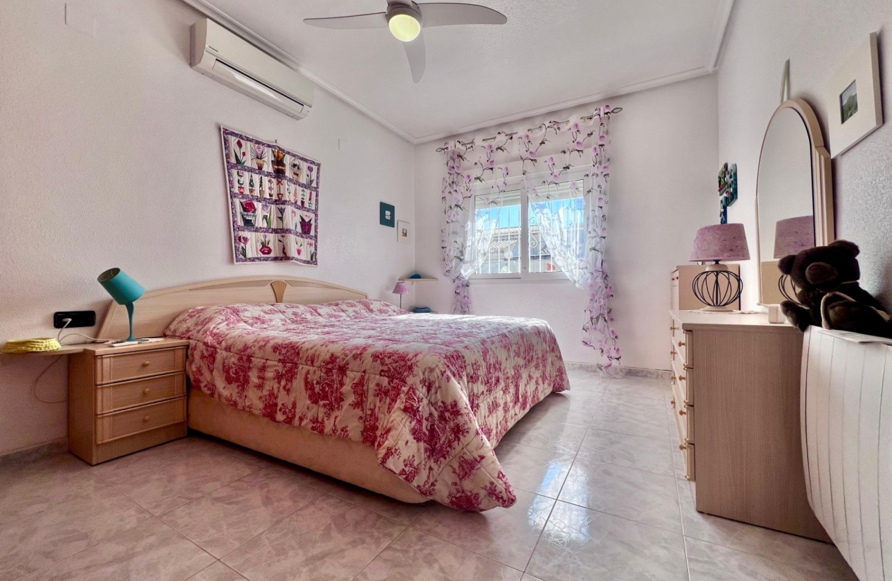 Revente - Villa - Orihuela Costa - La Zenia