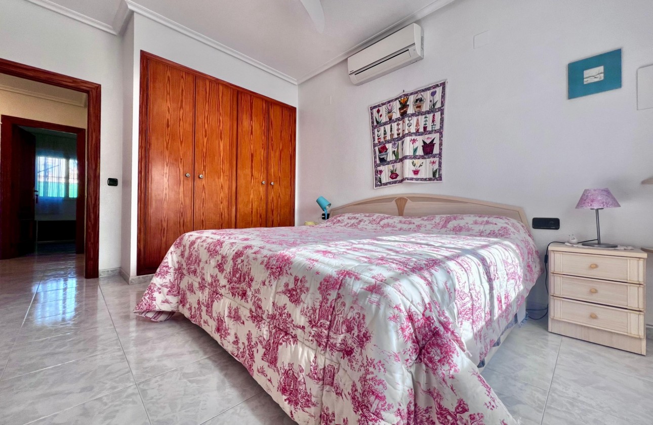 Revente - Villa - Orihuela Costa - La Zenia