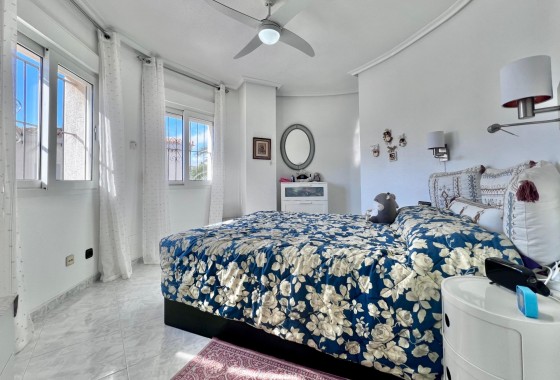 Revente - Villa - Orihuela Costa - La Zenia