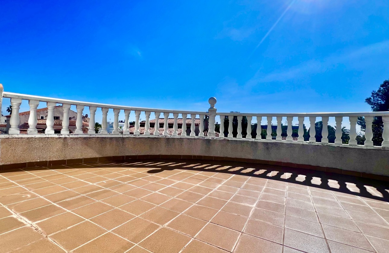 Revente - Villa - Orihuela Costa - La Zenia