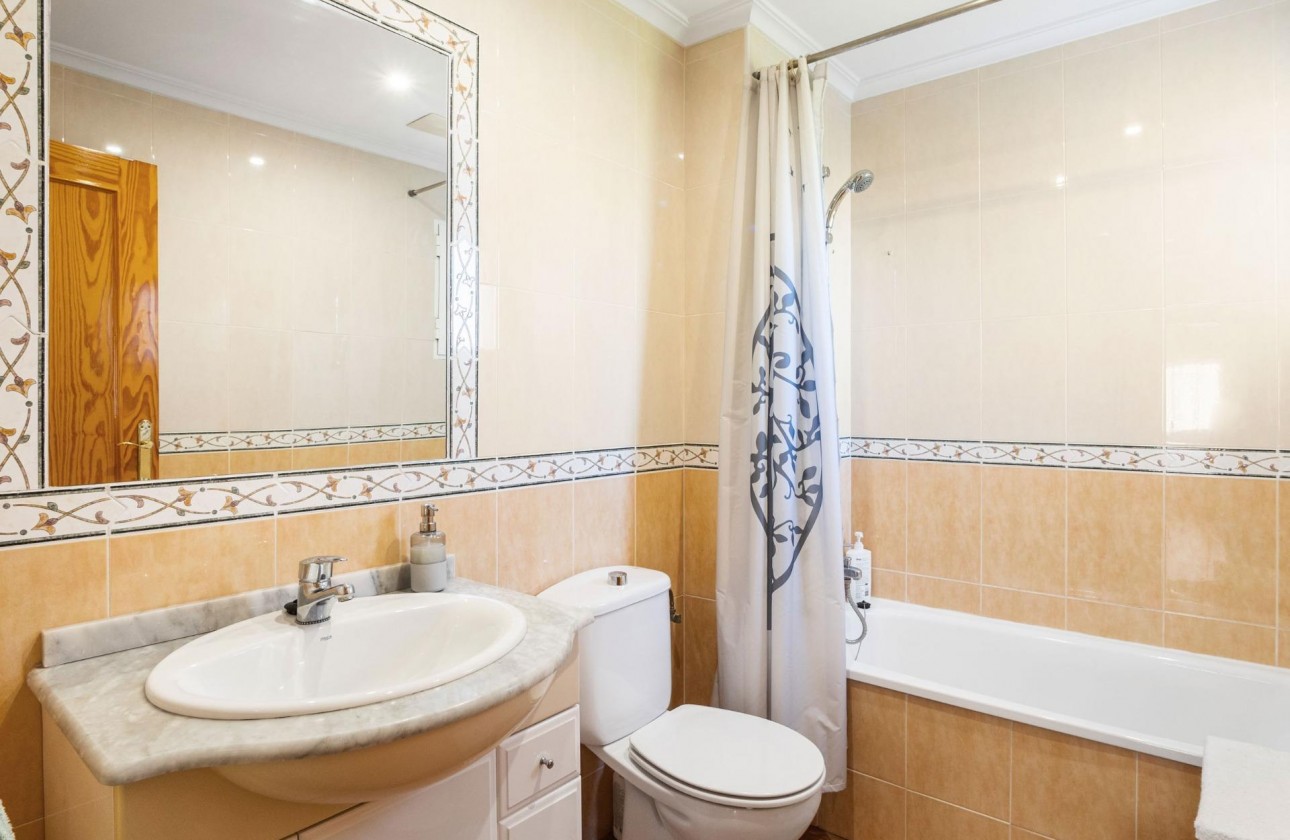 Reventa - Apartamento / piso - Orihuela Costa - Campoamor