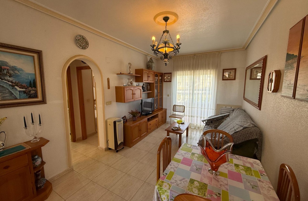 Resale - Bungalow - Torrevieja - Aguas Nuevas