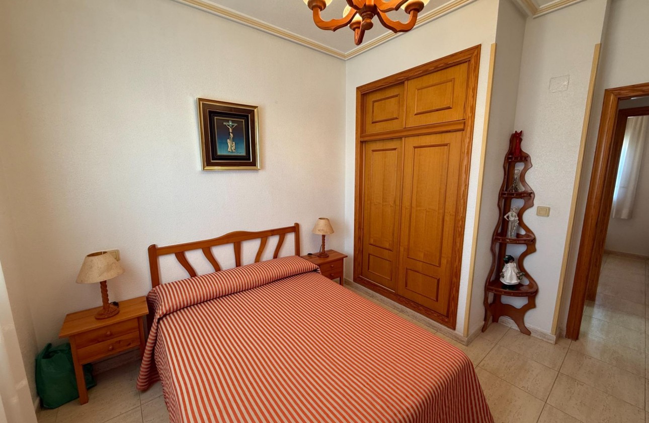 Resale - Bungalow - Torrevieja - Aguas Nuevas