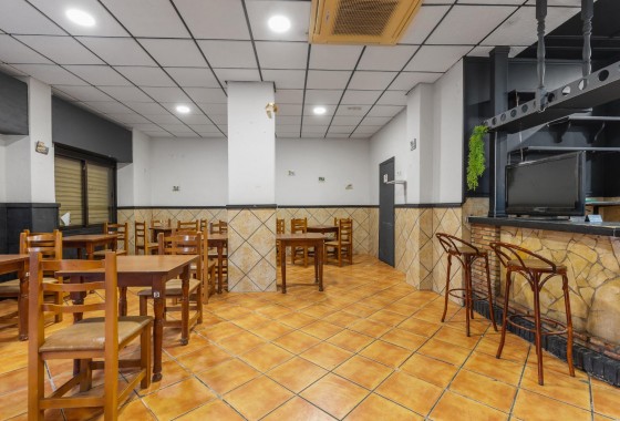 Revente - Commercial - Torrevieja - Estacion de autobuses