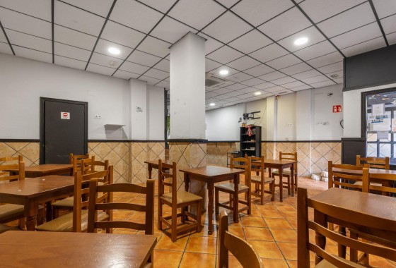 Revente - Commercial - Torrevieja - Estacion de autobuses