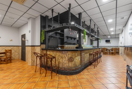 Revente - Commercial - Torrevieja - Estacion de autobuses