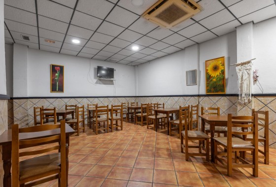 Revente - Commercial - Torrevieja - Estacion de autobuses