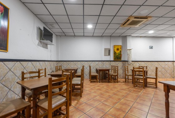 Revente - Commercial - Torrevieja - Estacion de autobuses