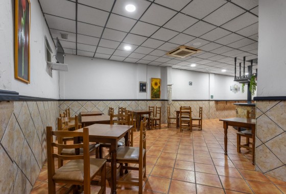 Revente - Commercial - Torrevieja - Estacion de autobuses