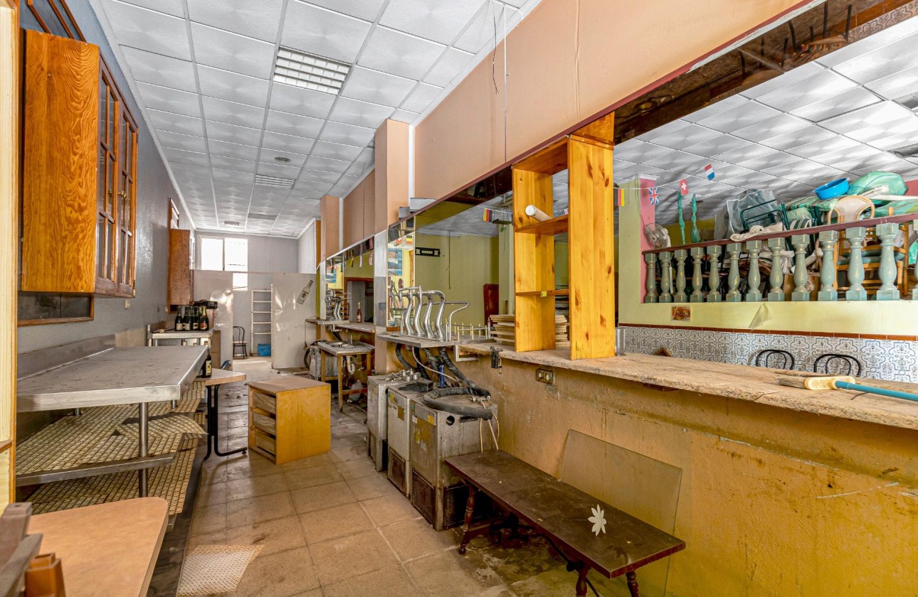 Revente - Commercial - Torrevieja - Playa del cura