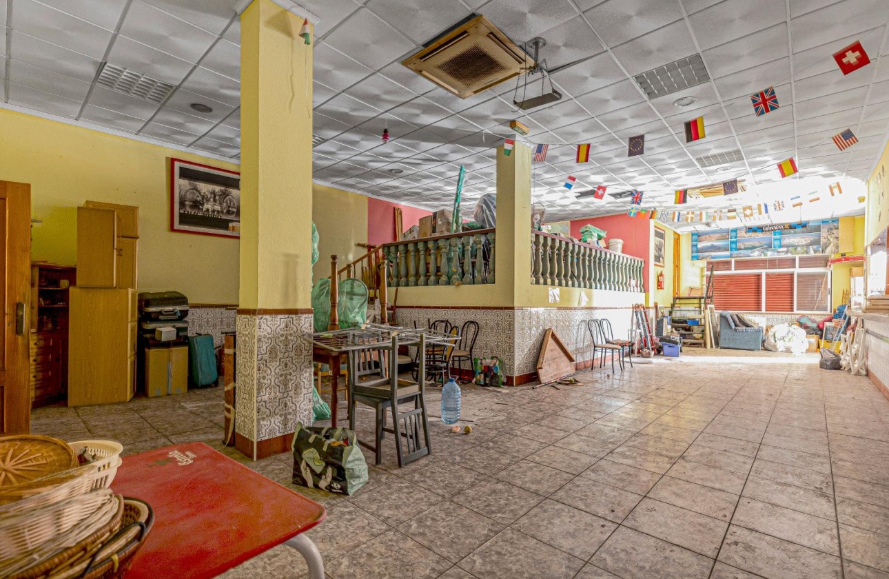 Revente - Commercial - Torrevieja - Playa del cura
