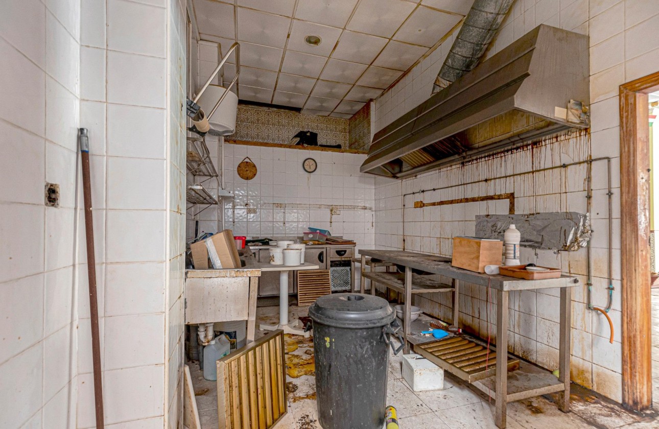 Revente - Commercial - Torrevieja - Playa del cura