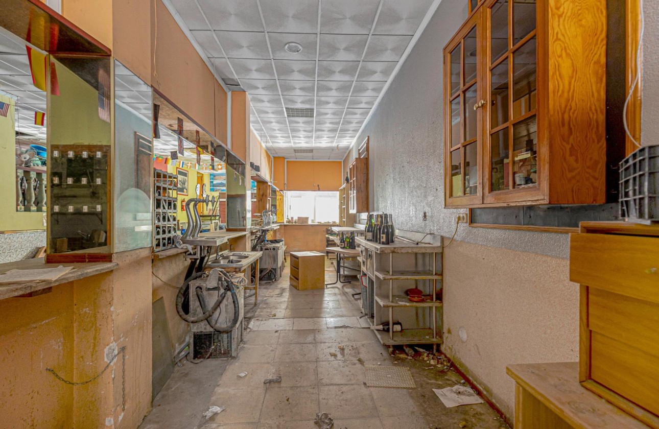 Revente - Commercial - Torrevieja - Playa del cura