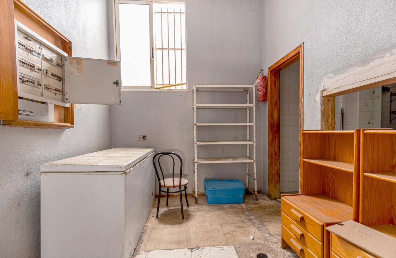 Revente - Commercial - Torrevieja - Playa del cura