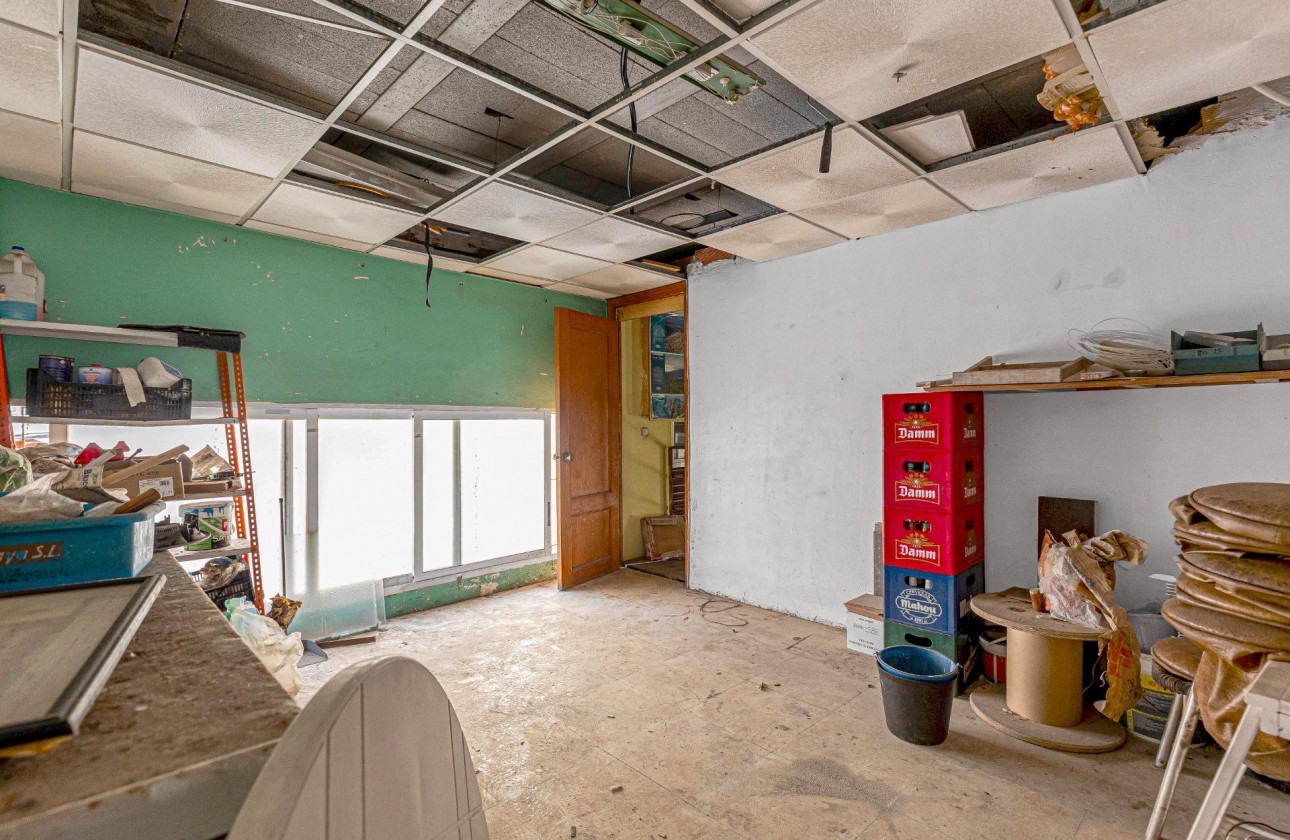 Revente - Commercial - Torrevieja - Playa del cura