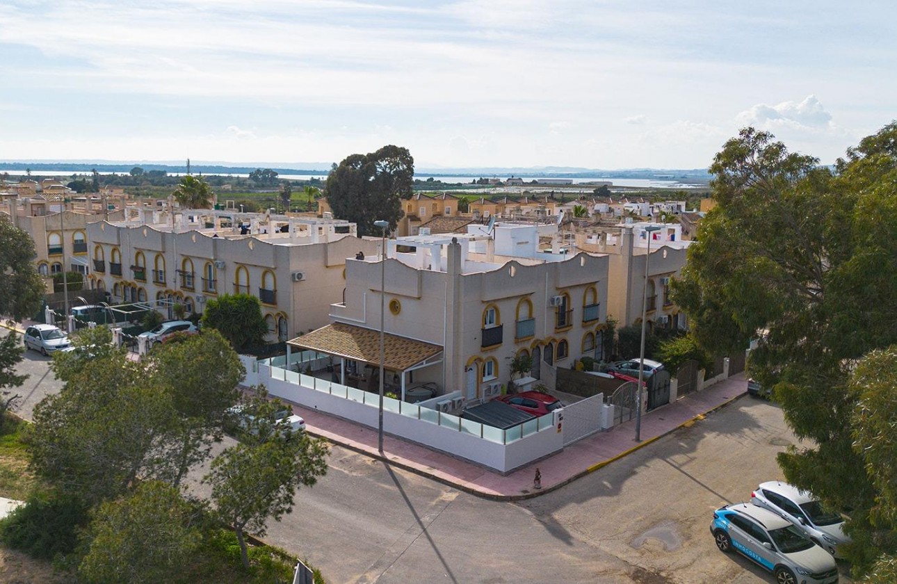 Revente - Villa - Guardamar del Segura - Urbanizaciones