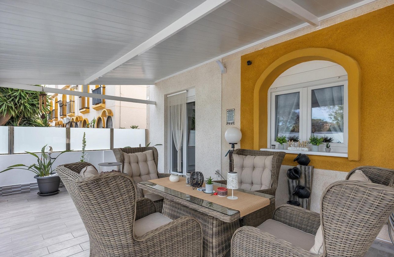 Revente - Villa - Guardamar del Segura - Urbanizaciones