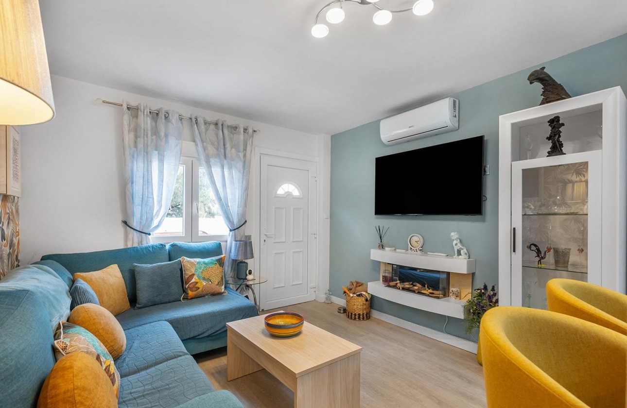 Revente - Villa - Guardamar del Segura - Urbanizaciones