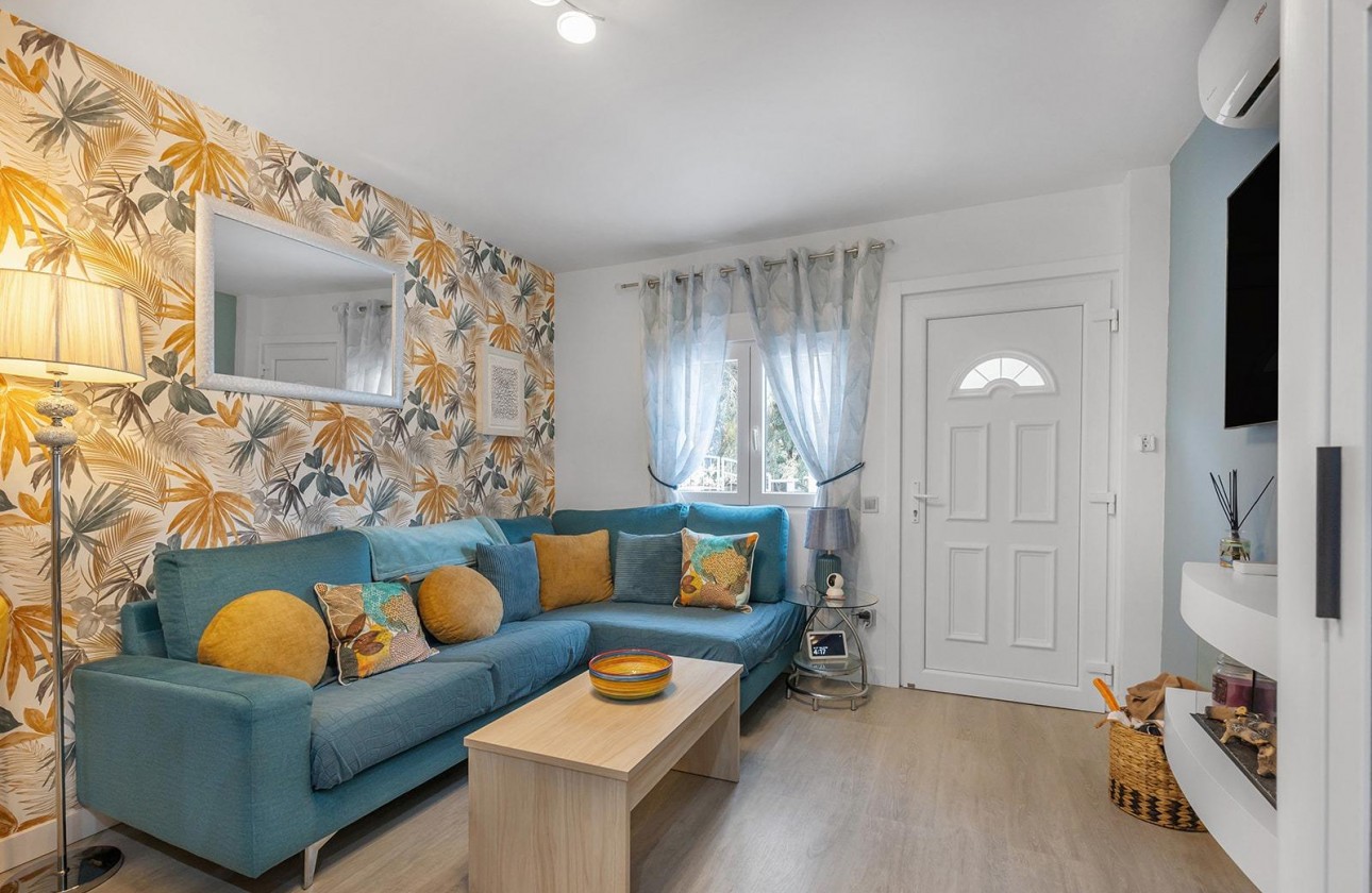 Revente - Villa - Guardamar del Segura - Urbanizaciones