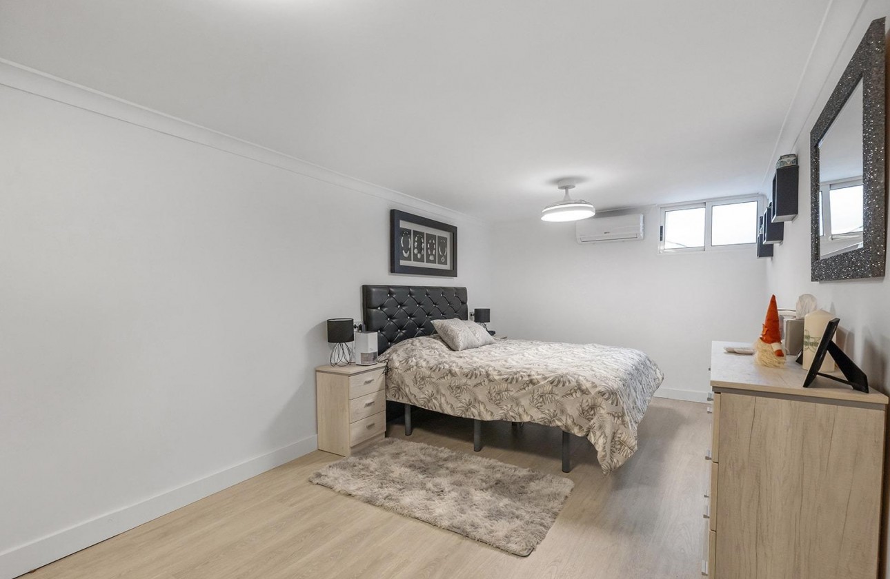 Revente - Villa - Guardamar del Segura - Urbanizaciones