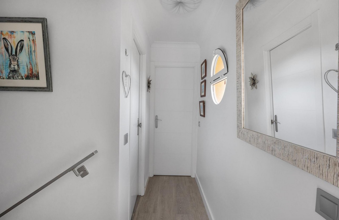 Revente - Villa - Guardamar del Segura - Urbanizaciones