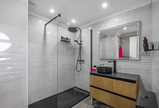 Revente - Villa - Guardamar del Segura - Urbanizaciones