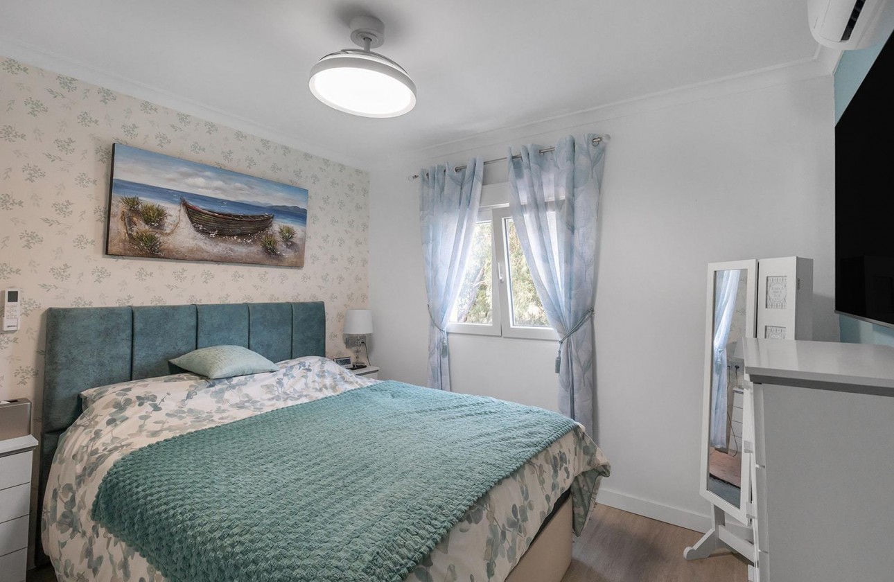 Revente - Villa - Guardamar del Segura - Urbanizaciones