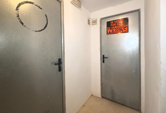 Reventa - Storeroom - Orihuela Costa - Aguamarina