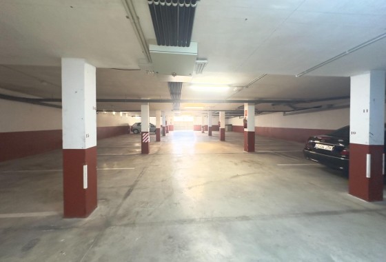 Reventa - Storeroom - Orihuela Costa - Aguamarina