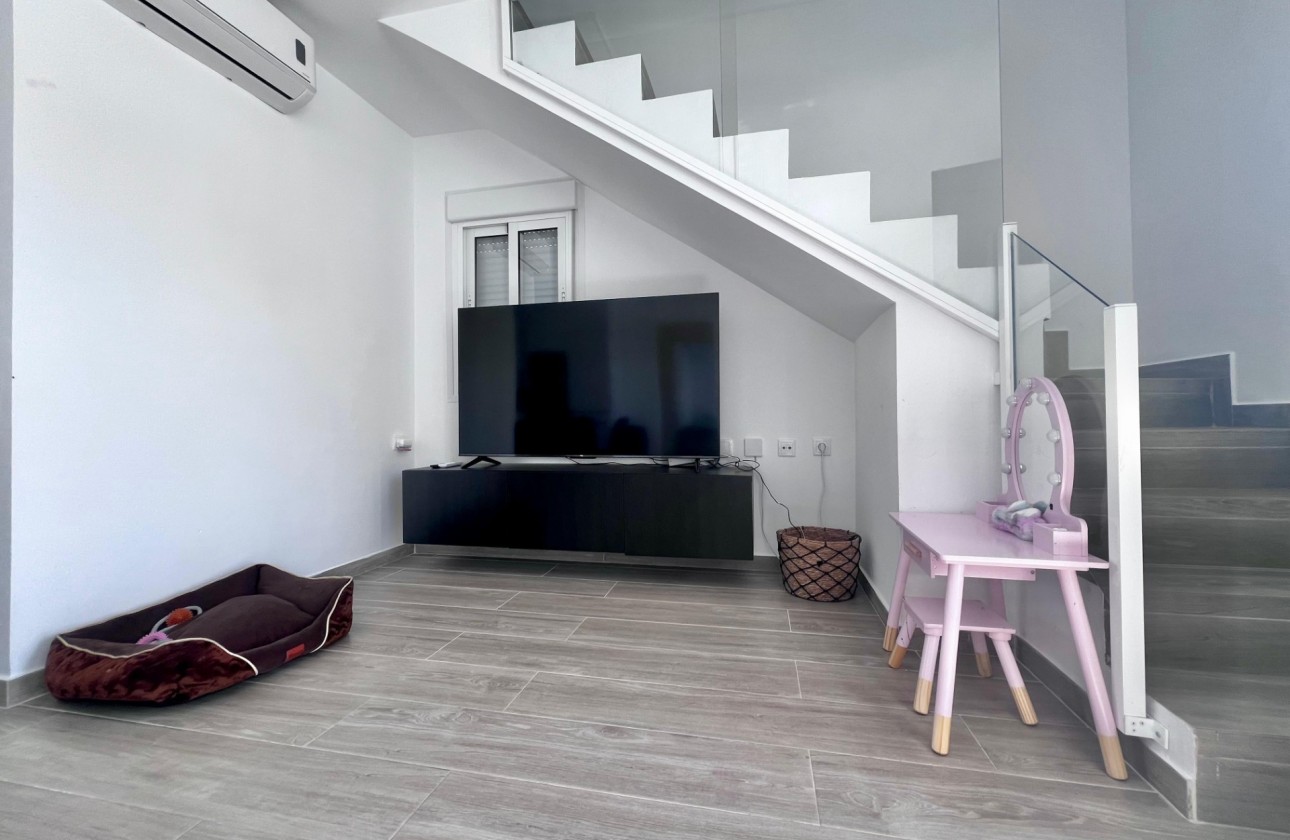 Revente - Villa - San Miguel de Salinas - Las filipinas