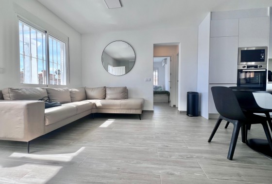 Revente - Villa - San Miguel de Salinas - Las filipinas