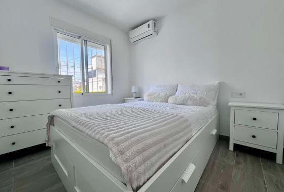 Revente - Villa - San Miguel de Salinas - Las filipinas