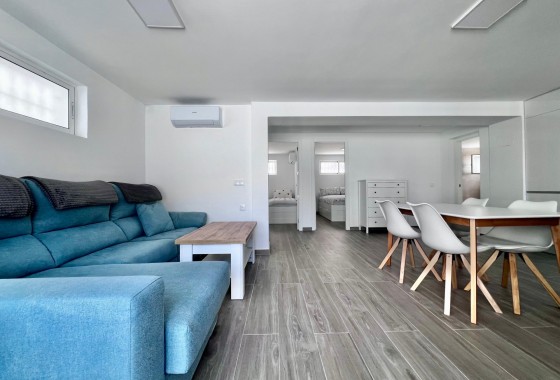 Revente - Villa - San Miguel de Salinas - Las filipinas