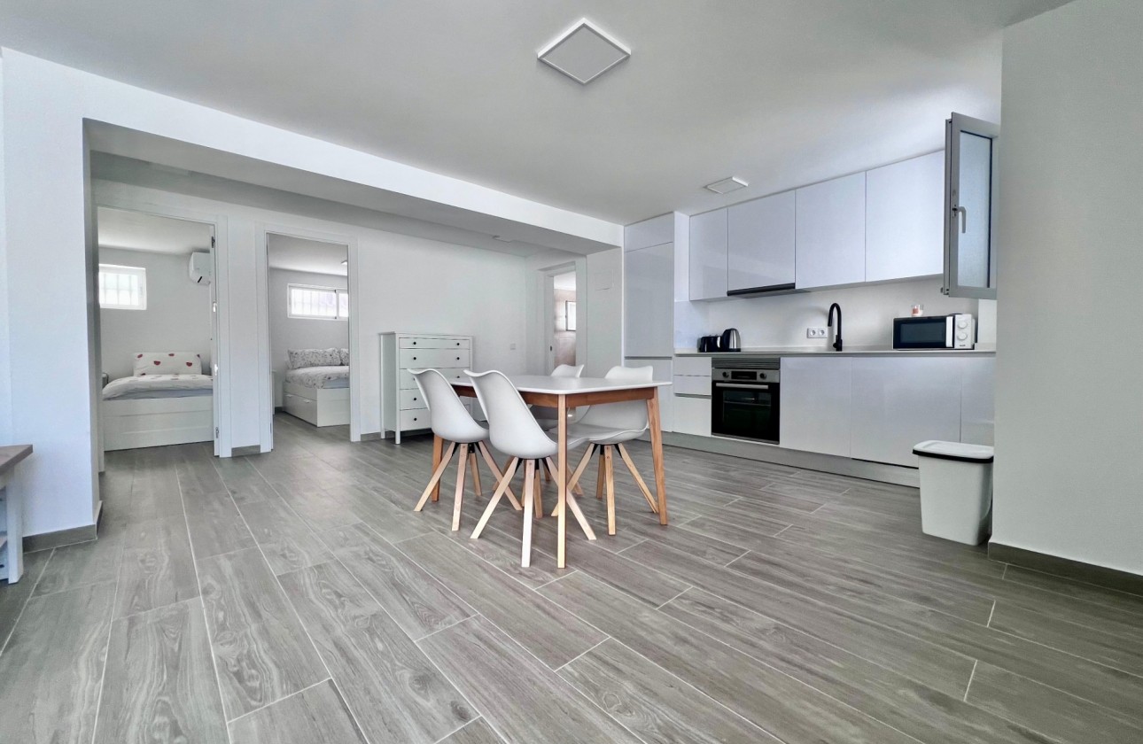 Revente - Villa - San Miguel de Salinas - Las filipinas